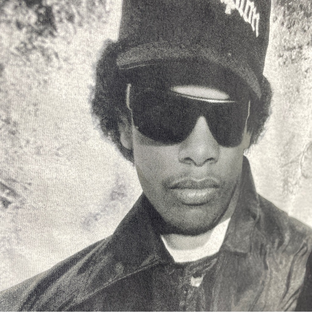 Eazy E N.W.A. 1990s Rapper graphic t-shirt - size Large - Picture 3 of 7